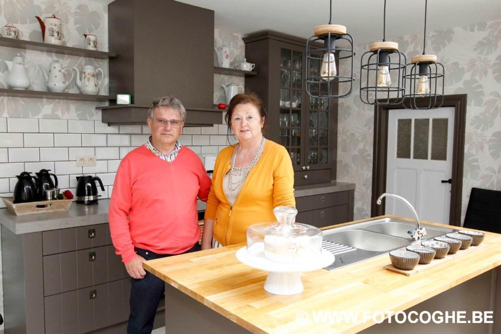 Gastenkamers Boussemaere 이흐테젬 외부 사진